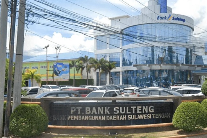 Cairkan Dana Rp 1 M, Bank Sulteng Disomasi Nasabah. OJK Sulteng: Sedang Didalami