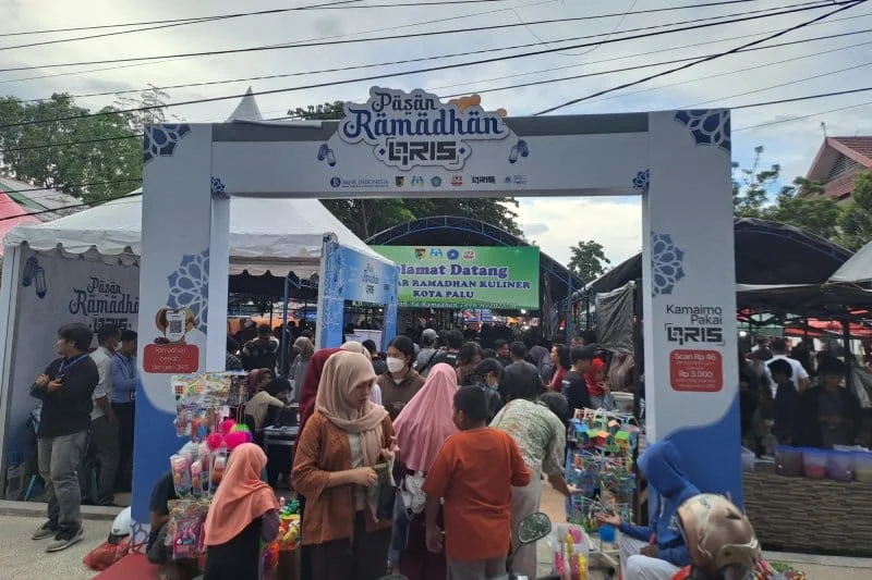 Persaingan Sehat Para Pedagang di Pasar Ramadhan Kota Palu