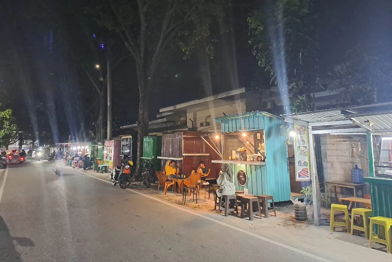 Relokasi Area Jajanan Masjid Agung Palu, Pelaku Usaha: Tetap Konsisten Jualan
